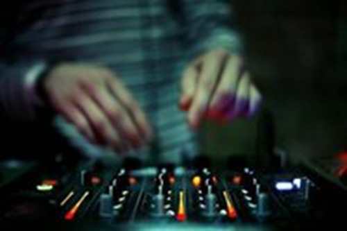 含有女生的傷心說(shuō)說(shuō) 含有女生的傷心說(shuō)說(shuō)