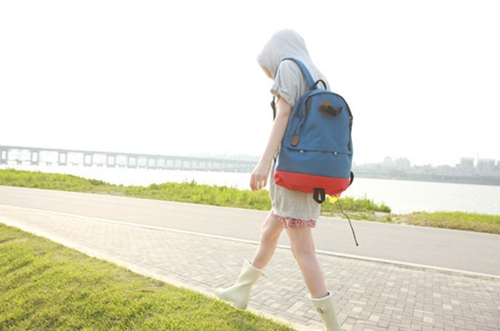 車撞進(jìn)別人家里的搞笑說說(通用15條) 車撞進(jìn)別人家里的搞笑說說(通用15條)